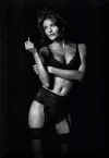 HelenaChristensen_S_Max09.jpg (26747 bytes)